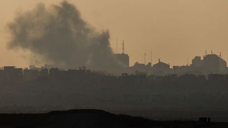 Israeli forces step up military pressure on Gaza amid new ceasefire bid